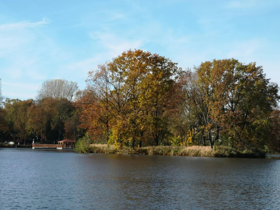 Zgierzanie korzystają z pięknej jesiennej pogody