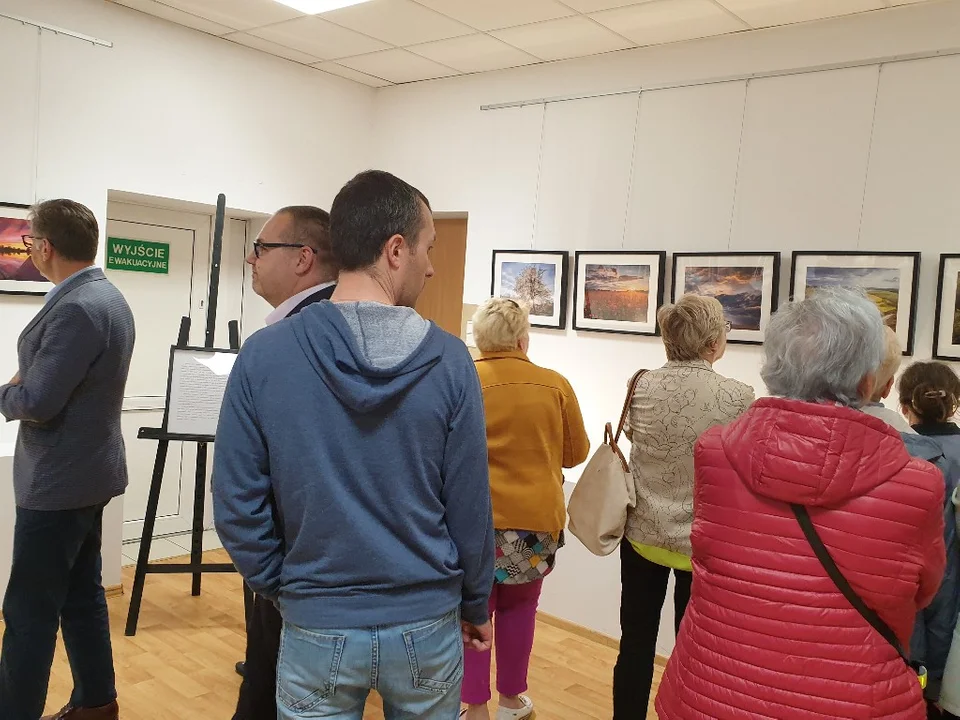 Wernisaż wystawy fotografii Damiana Redlickiego. Zdjęcia zapierają dech w piersiach [galeria]