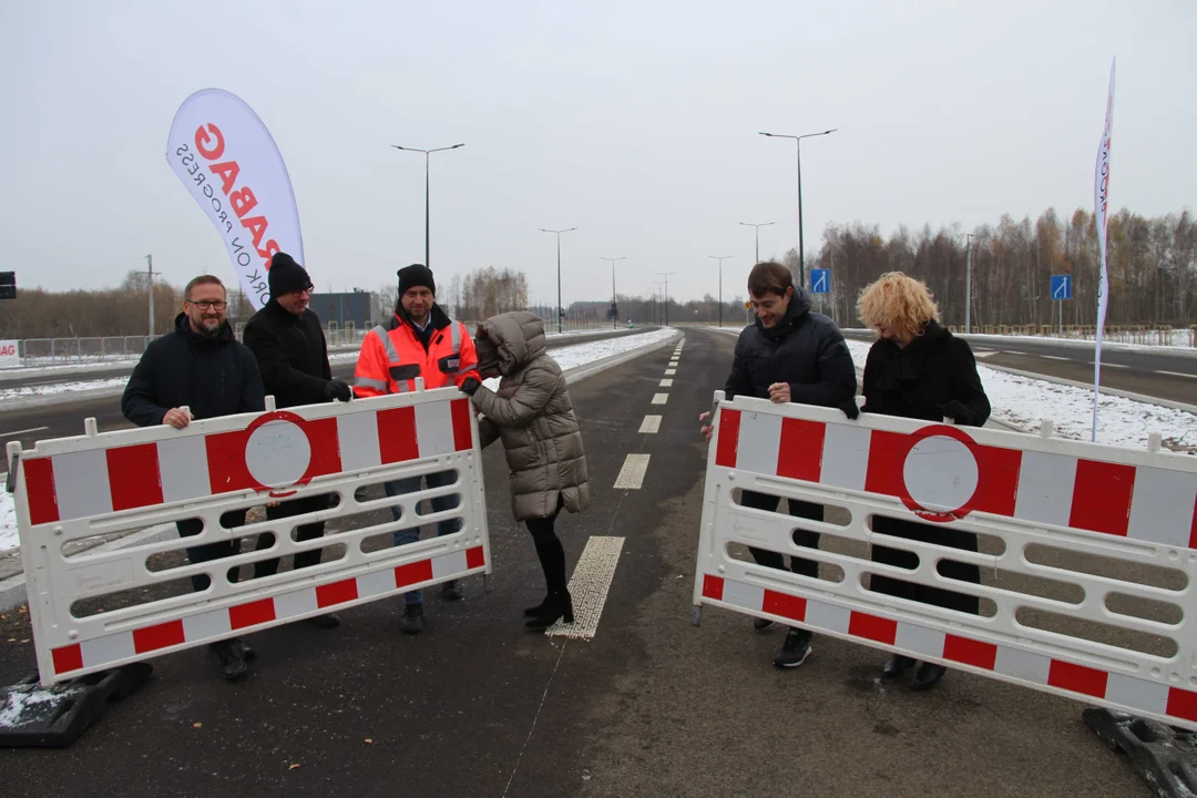 Nowy odcinek Trasy Górnej, który połączy Łódź z autostradą A1 otwarty. Zobacz najnowsze zdjęcia z przejazdu świeżo otwartego odcinka [ZDJĘCIA] - Zdjęcie główne