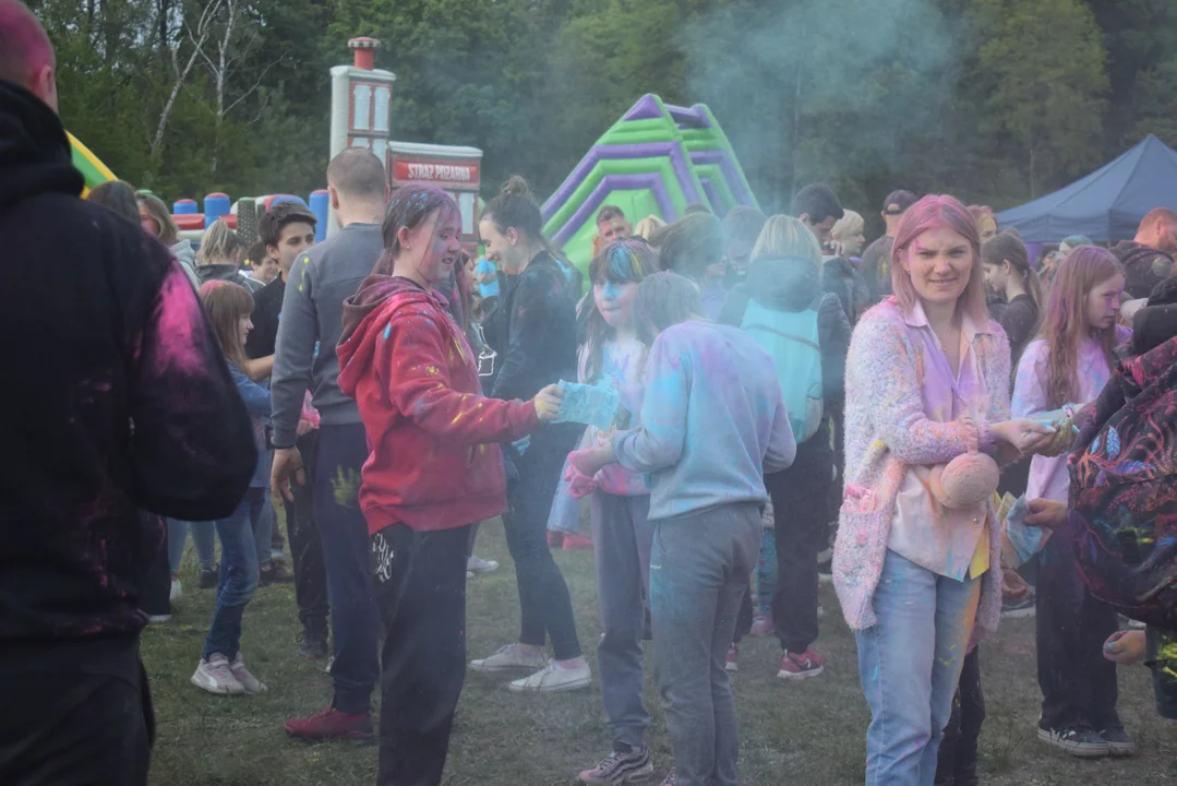 Holi Święto Kolorów na Stawach Jana w maju