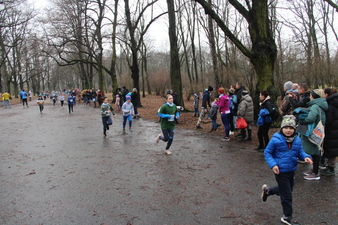 Pączek Run 2024 w parku Poniatowskiego w Łodzi