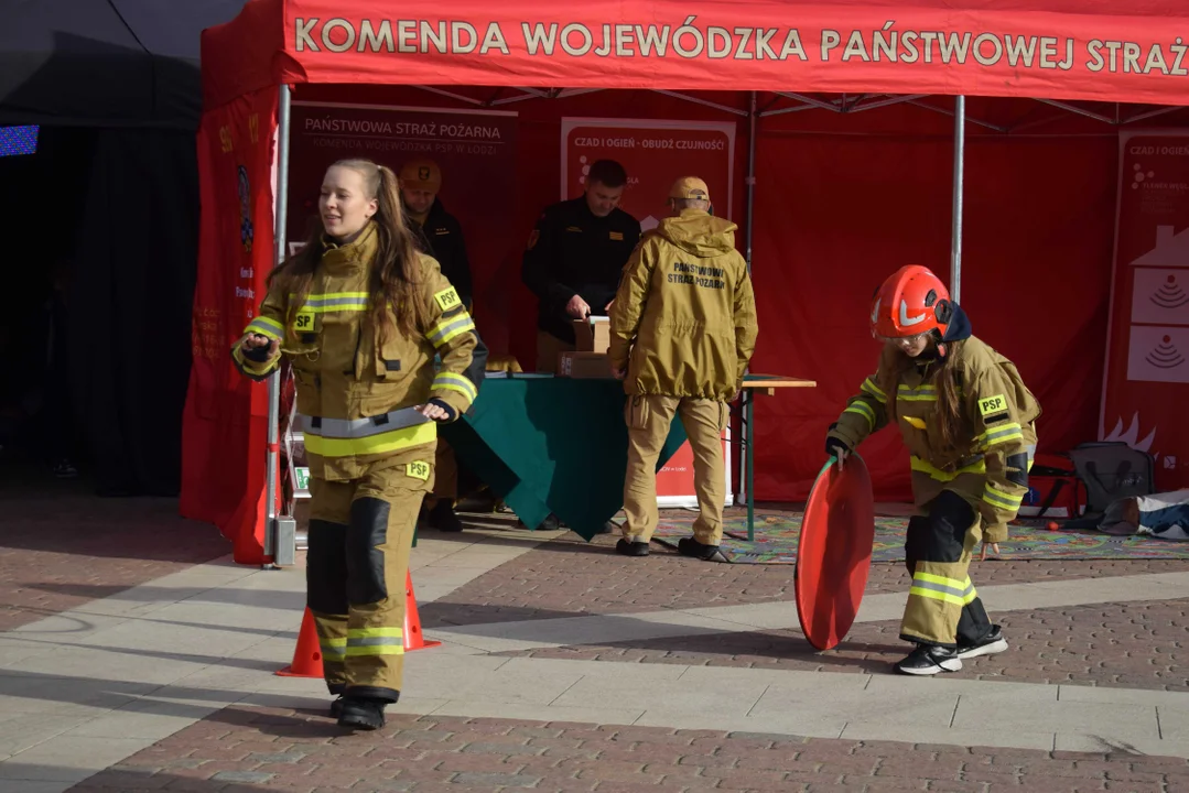 Festyn "Czad i ogień. Obudź czujność" na rynku Manufaktury