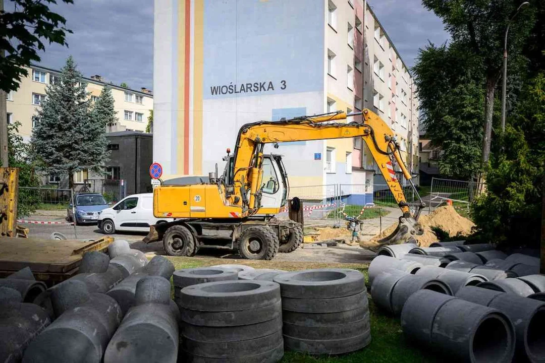 Utrudnienia na Karolewie. Mieszkańcy muszą uważać [FOTO] - Zdjęcie główne