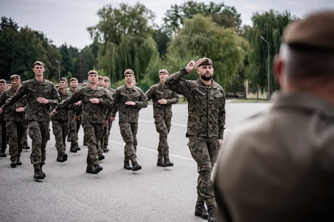 Kolejni żołnierze 9. Łódzkiej Brygady Obrony Terytorialnej złożyli przysięgę