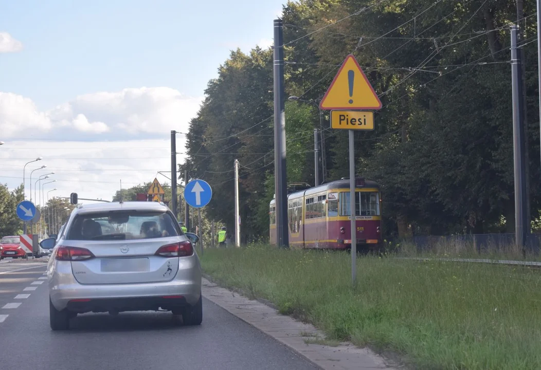 64-latek ze Zgierza pod kołami tramwaju