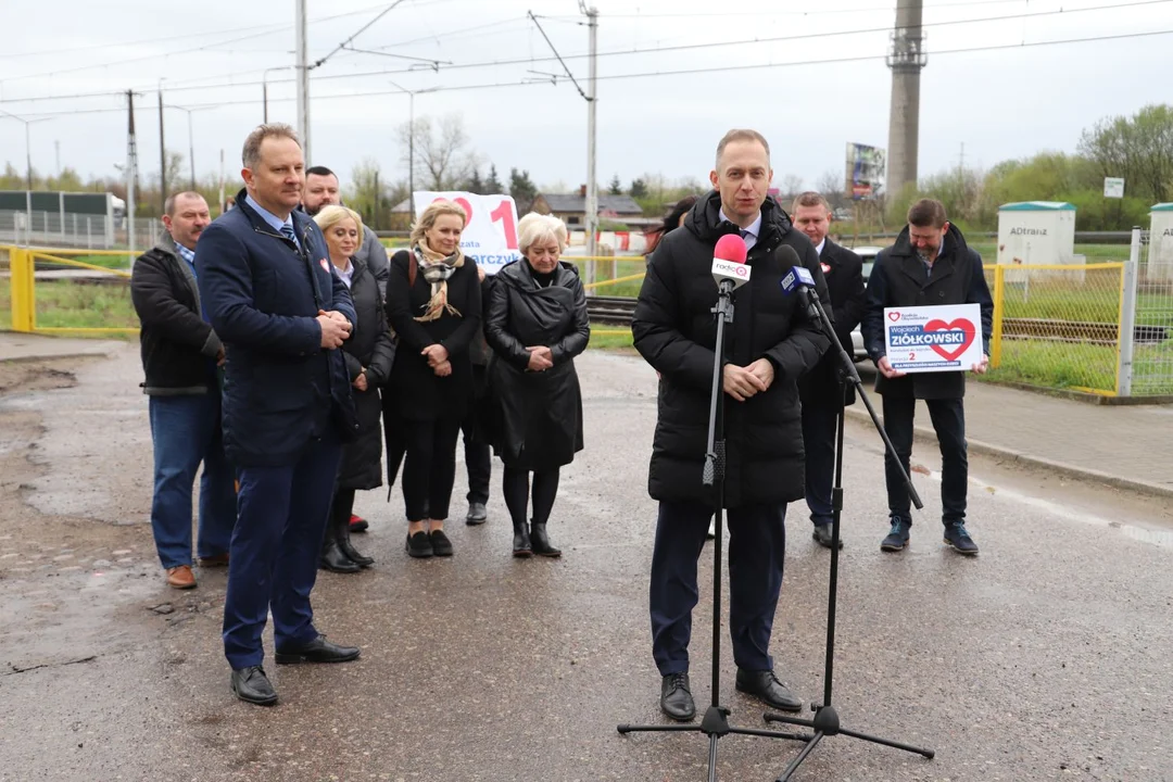 Co z wiaduktem łączącym miasto ze strefą? Wiceminister: "Potrzebna jest dobra wola województwa" [ZDJĘCIA] - Zdjęcie główne