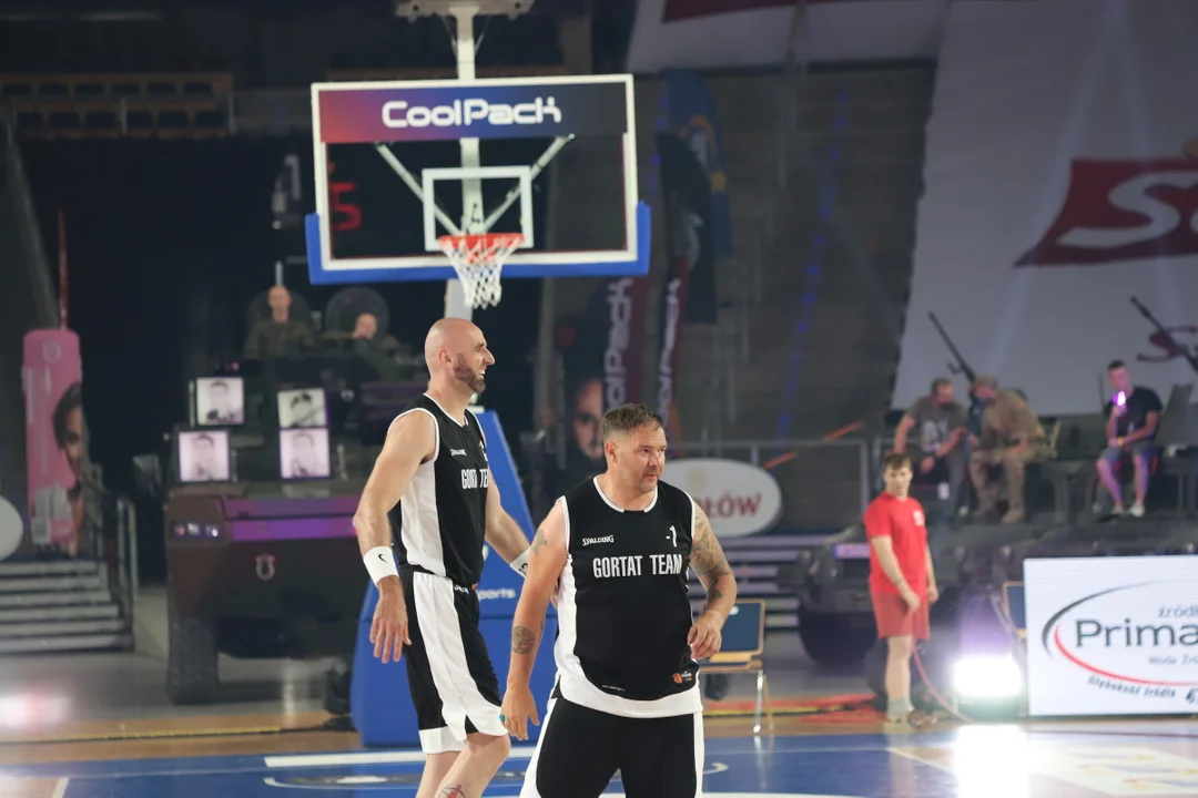 Mecz charytatywny: Gortat Team vs. Żołnierze NATO