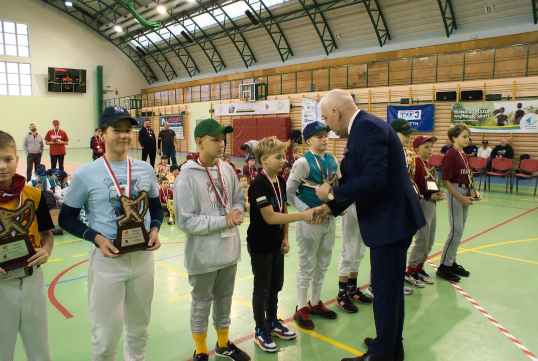 Drużyna młodzików MKS STAL BiS Kutno zakończyła trzydniowe zmagania w XXI Międzynarodowym Halowym Turnieju Baseballu