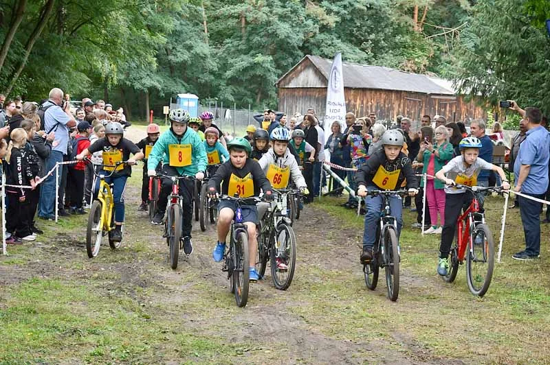 Młodzieżowe Mistrzostwa Powiatu Łęczyckiego w Wyścigach Rowerowych w Witowie