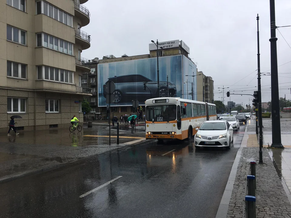 Deszczowe kursy Łódzkich Linii Turystycznych