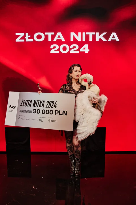 Łódź Young Fashion. Karolina Pieniążek ze Złotą Nitką 2024