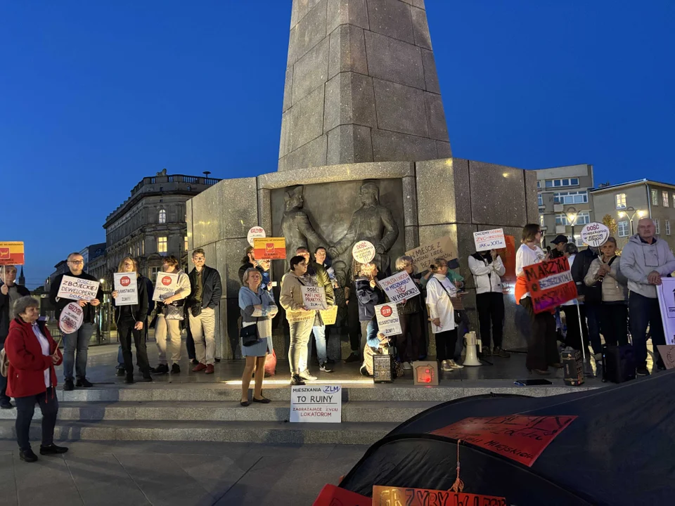 Manifestacja Łódzkiego Stowarzyszenia Lokatorów