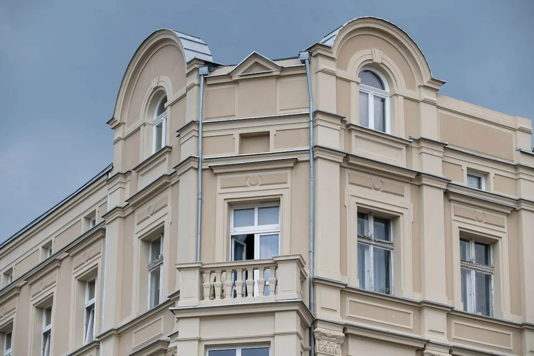 Odnowiona kamienica w Śródmieściu