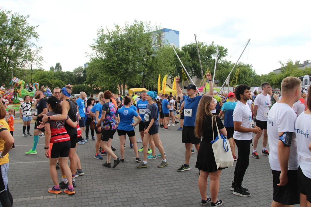 Piknik rodzinny fundacji „Daj piątaka na dzieciaka” na Bałutach