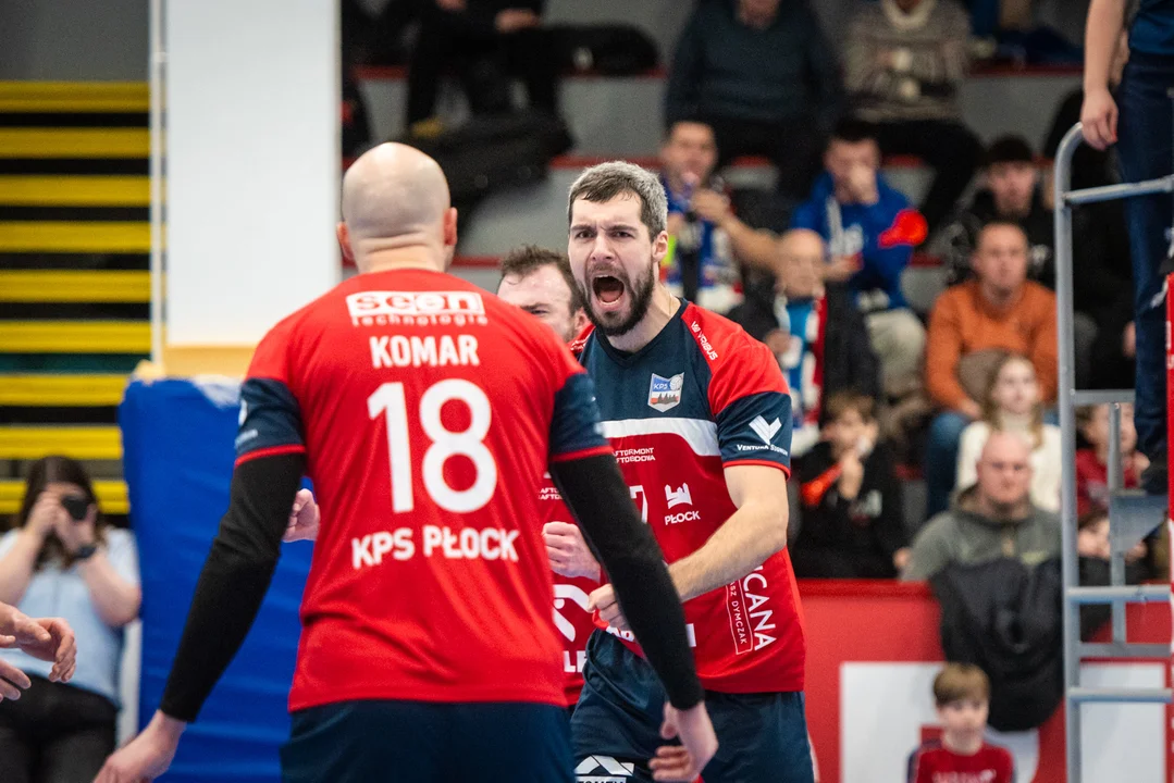 Znów mamy lidera! Siatkarze KPS Płock bez błysku, ale z kompletem punktów [ZDJĘCIA] - Zdjęcie główne
