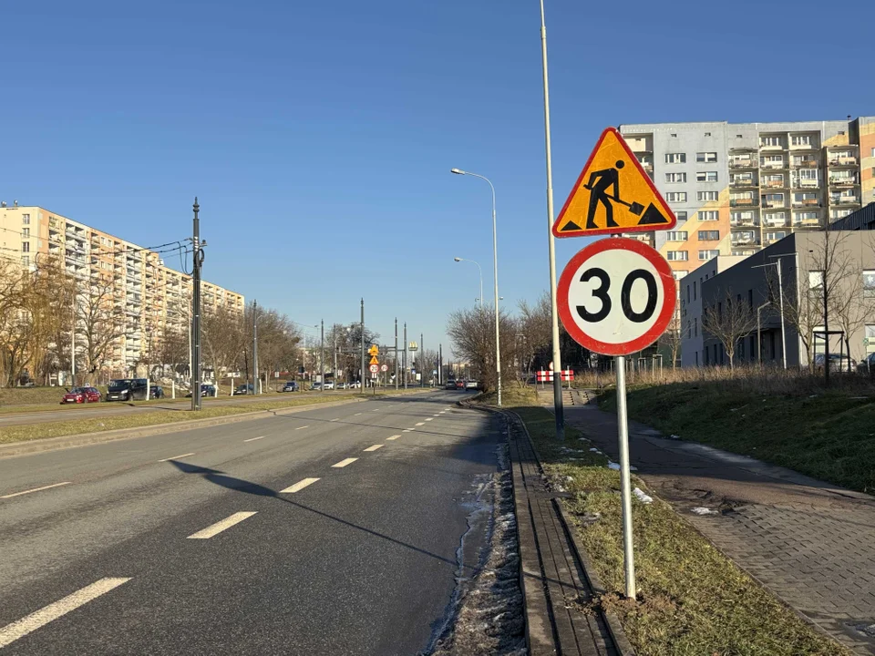 Stara kładka nad aleją Wyszyńskiego na łódzkiej Retkini wyburzona