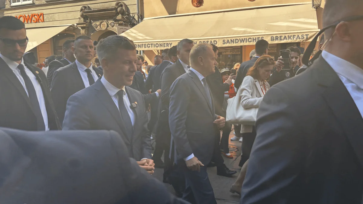 Donald Tusk i Péter Magyar razem w Gdańsku. Tłumy na Długim Targu