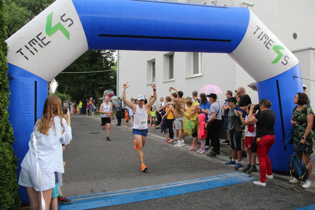 Piknik rodzinny fundacji „Daj piątaka na dzieciaka” na Bałutach