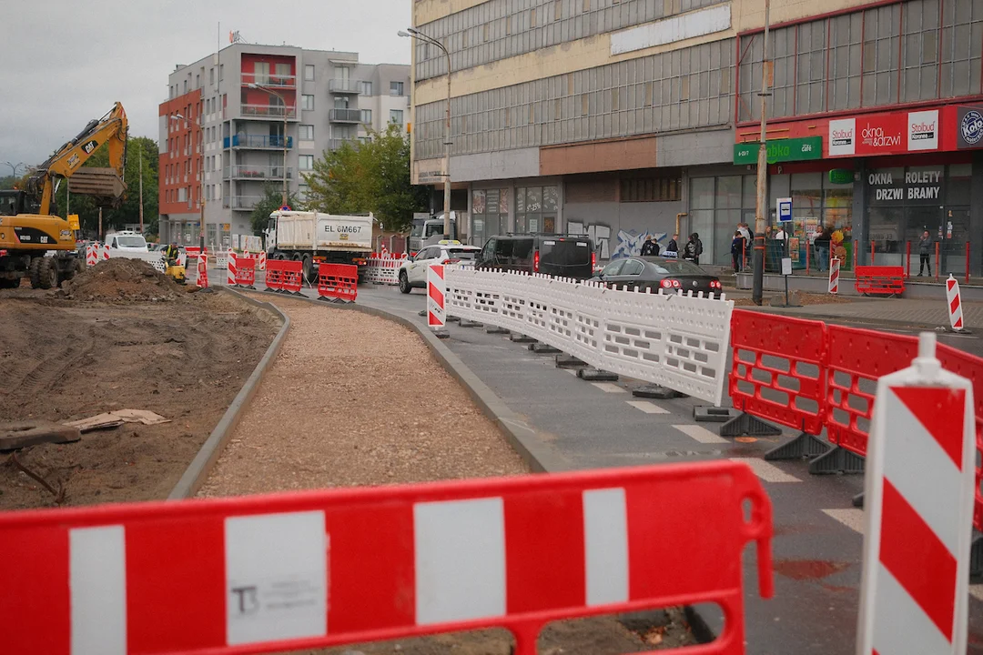 Wrócą tramwaje na Wróblewskiego? Drogowcy zostawili miejsce na tory - Zdjęcie główne