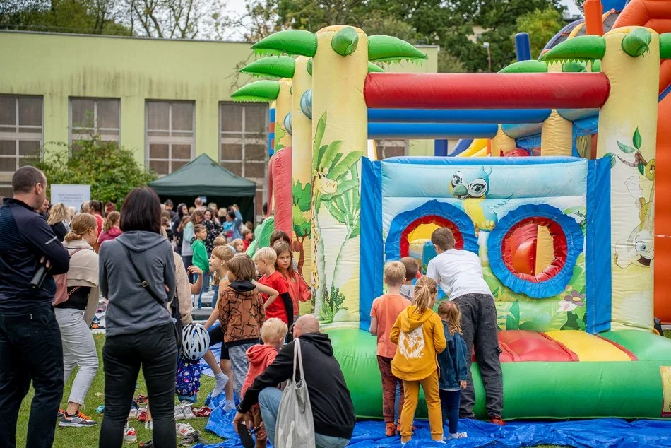 Piknik rodzinny z okazji 600-lecia Łodzi w Szkole Podstawowej nr 7 w Łodzi 