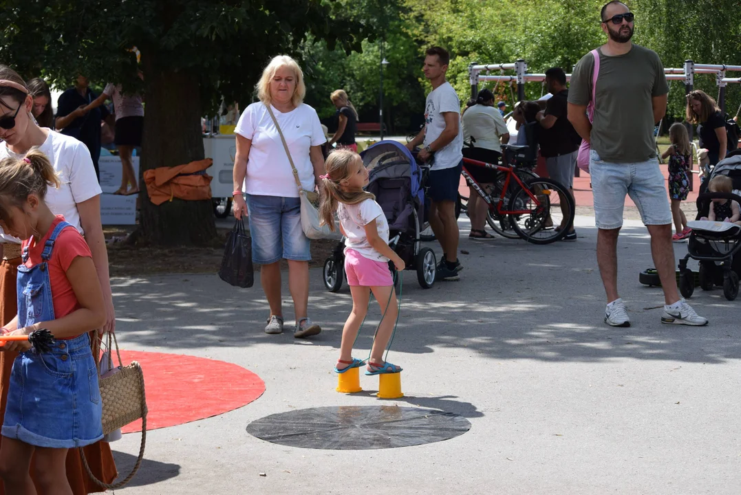 Akademia Cyrkowa w parku na Zdrowiu