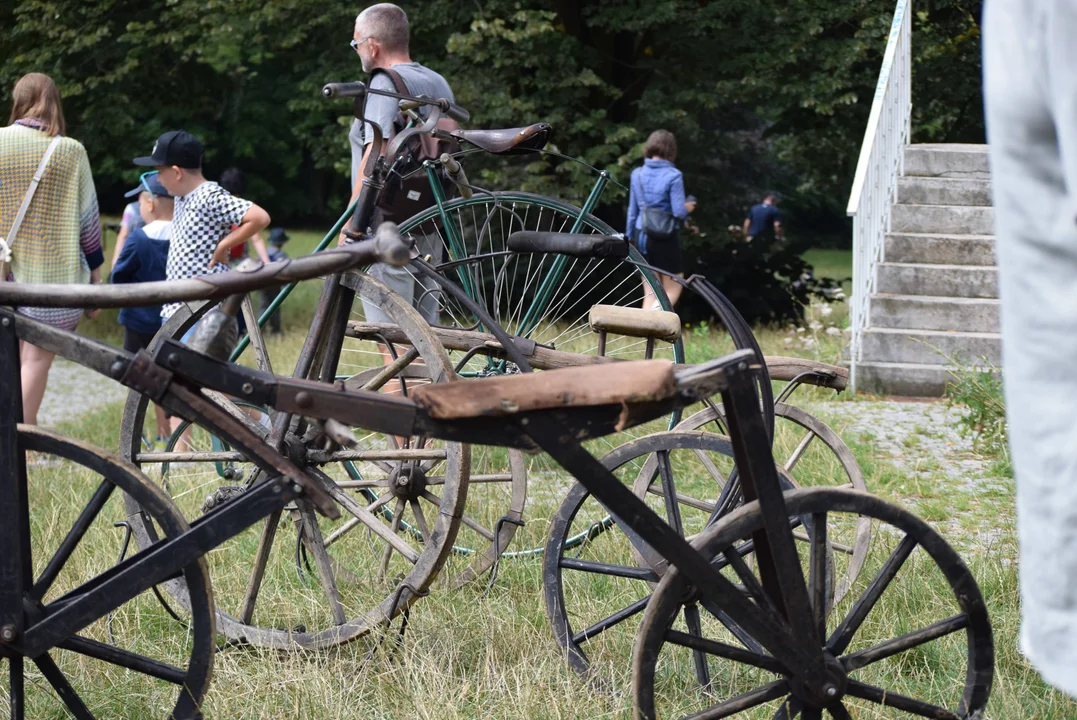 Historia rowerów w Parku Julianowskim na 600. urodizny Łodzi