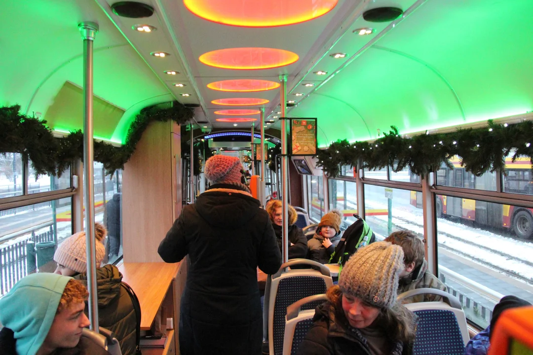 Mikołajkowy tramwaj MPK Łódź wyruszył na ulice Łodzi