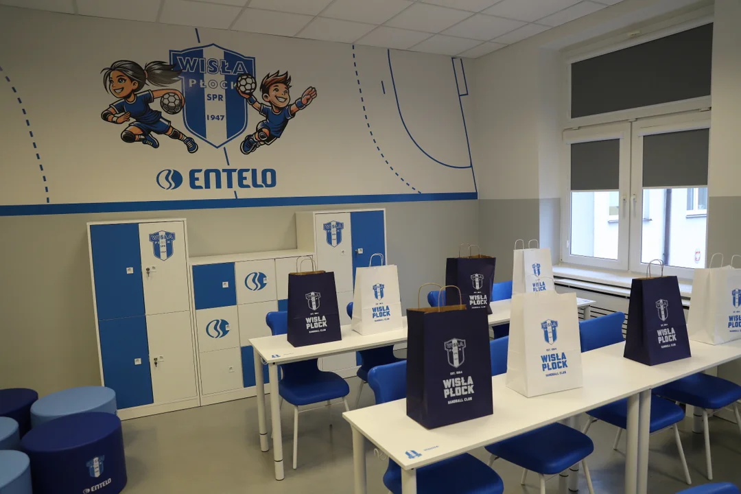 Kolejna wiślacka klasa w regionie. Sprzęt ufundował sponsor Orlen Wisły Płock [ZDJĘCIA] - Zdjęcie główne