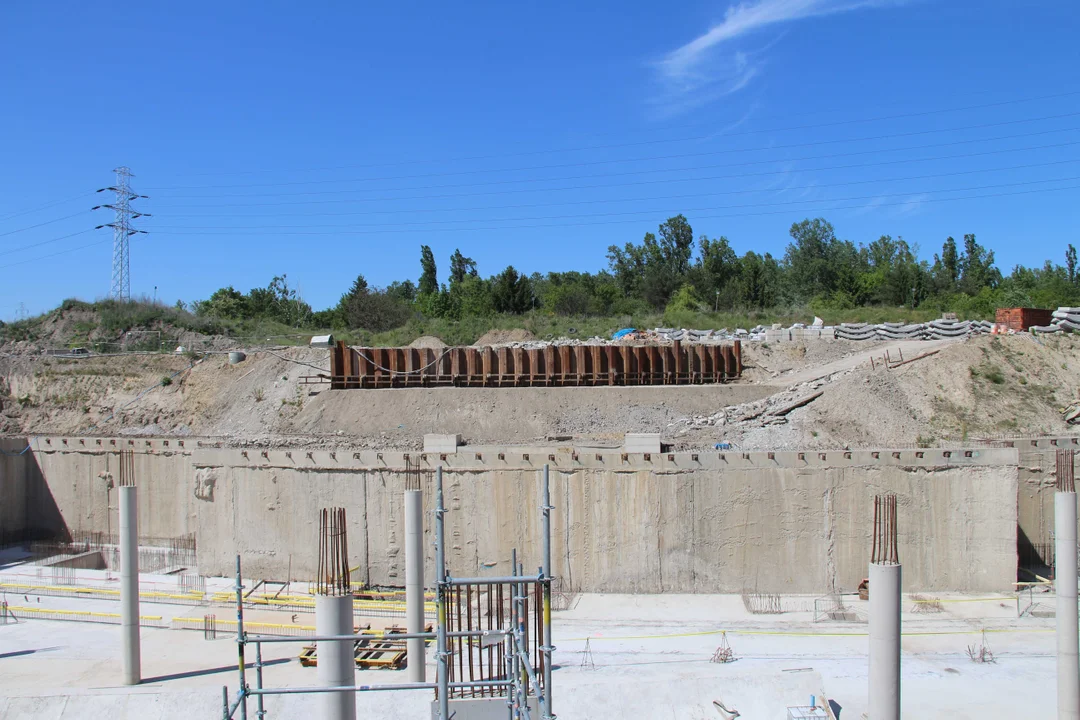 Trwa budowa tunelu kolejowego pod Łodzią - odcinek do przystanku Łódź Koziny