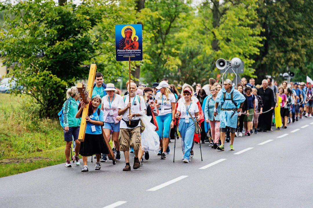 Piesza pielgrzymka z Głowna na Jasną Górę