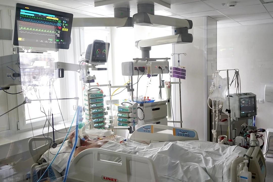 Skrajna hipotermia i 11 godzin reanimacji. Spektakularna akcja lekarzy z Łodzi - Zdjęcie główne