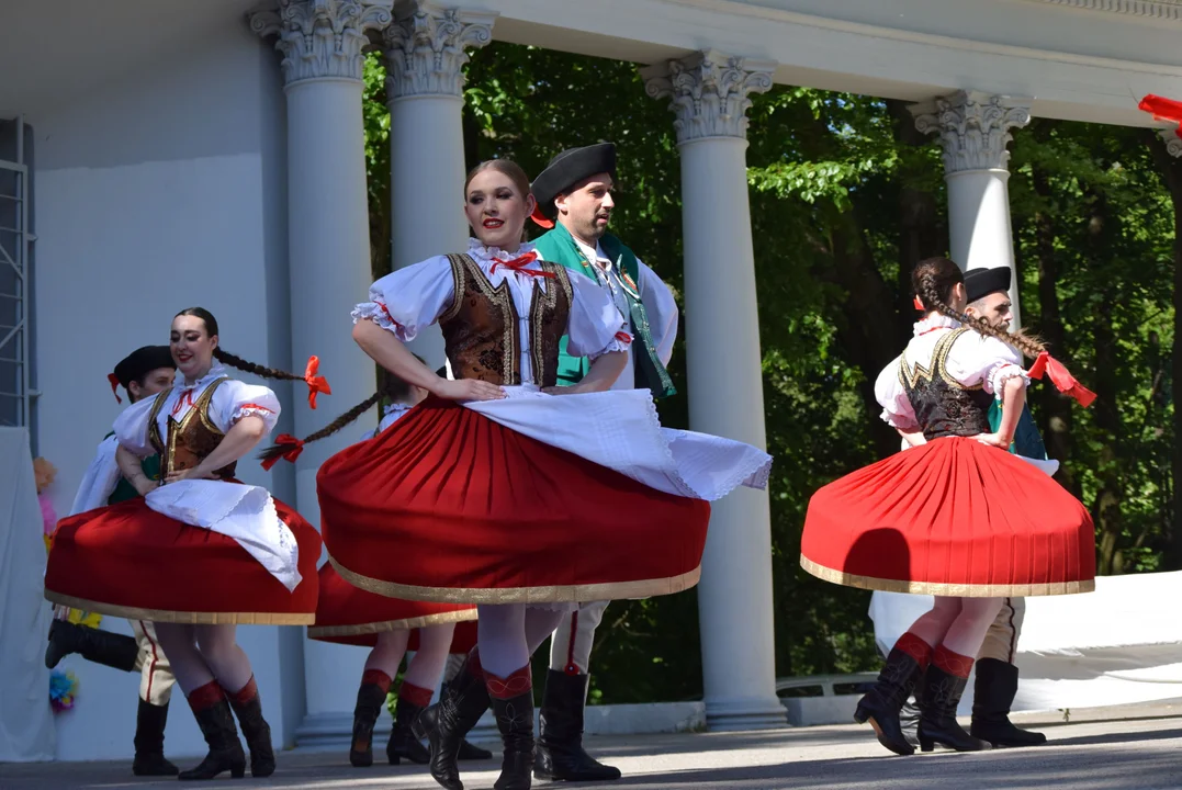 Spotkanie z folklorem w Parku Julianowskim