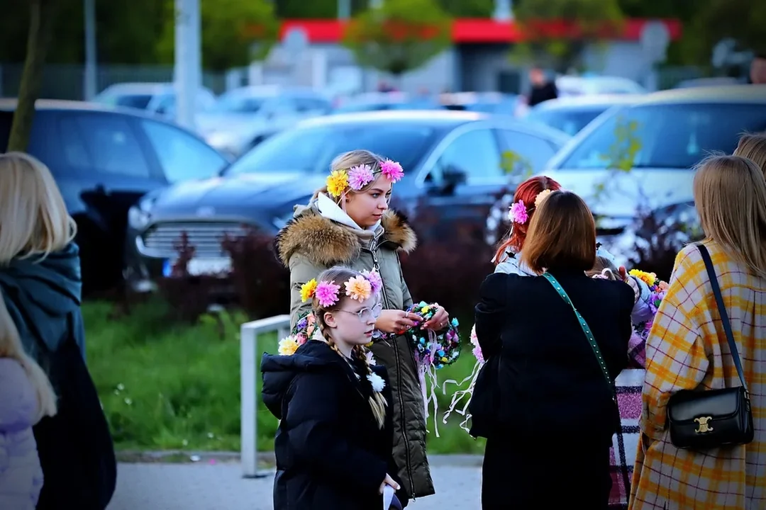 Bajkowe zdjęcia Sanah z koncertu w Łodzi