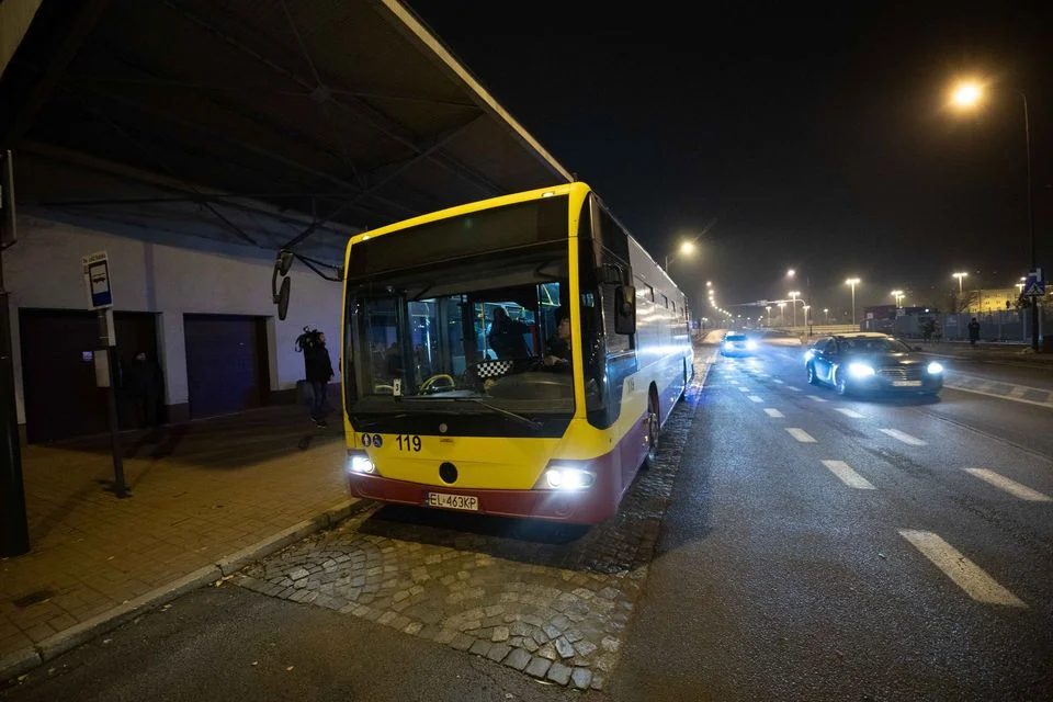 Autobus dla potrzebujących i bezdomnych w Łddzi