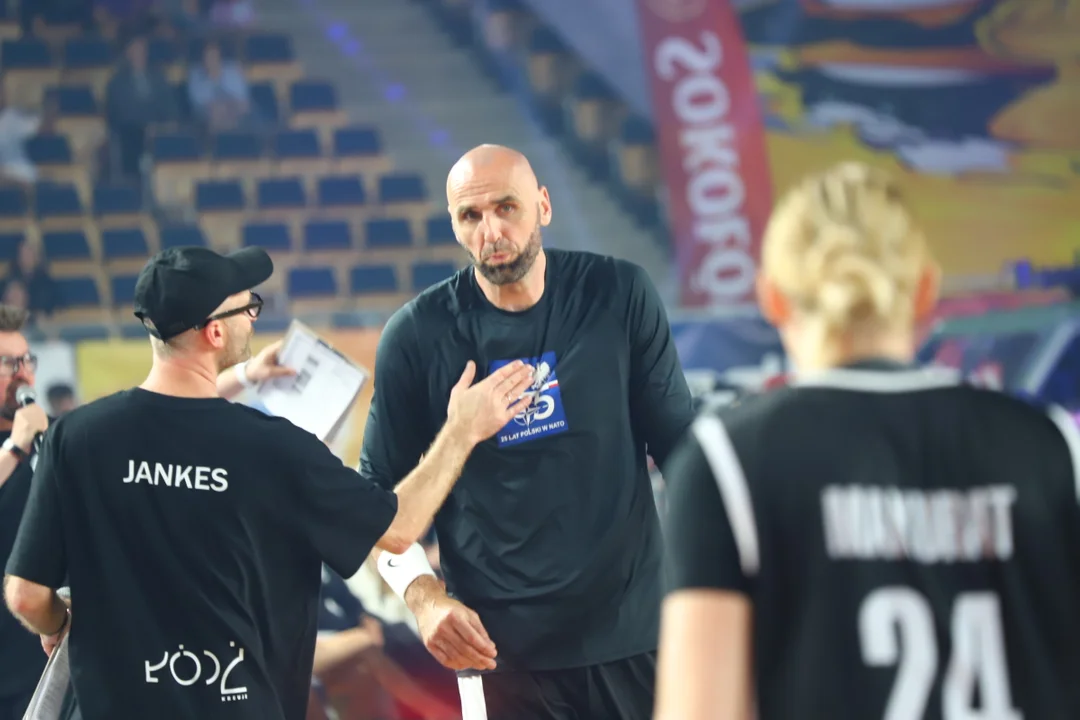 Mecz charytatywny: Gortat Team vs. Żołnierze NATO