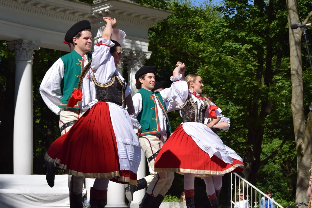 Spotkanie z folklorem w Parku Julianowskim