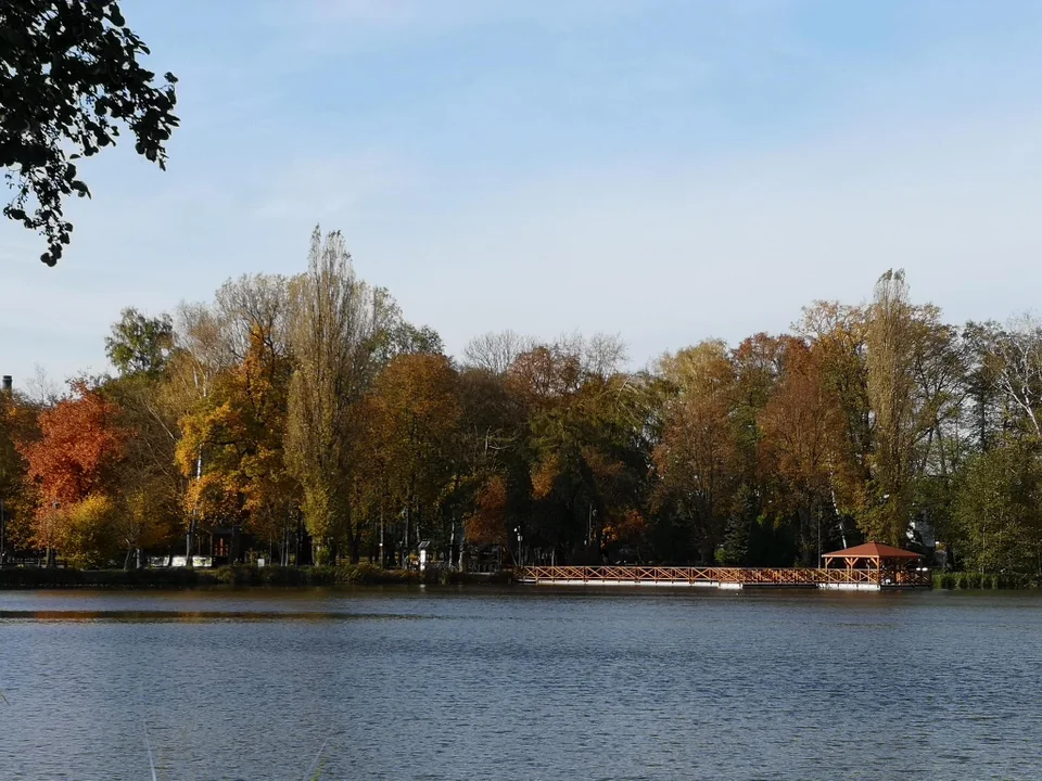 Zgierzanie korzystają z pięknej jesiennej pogody