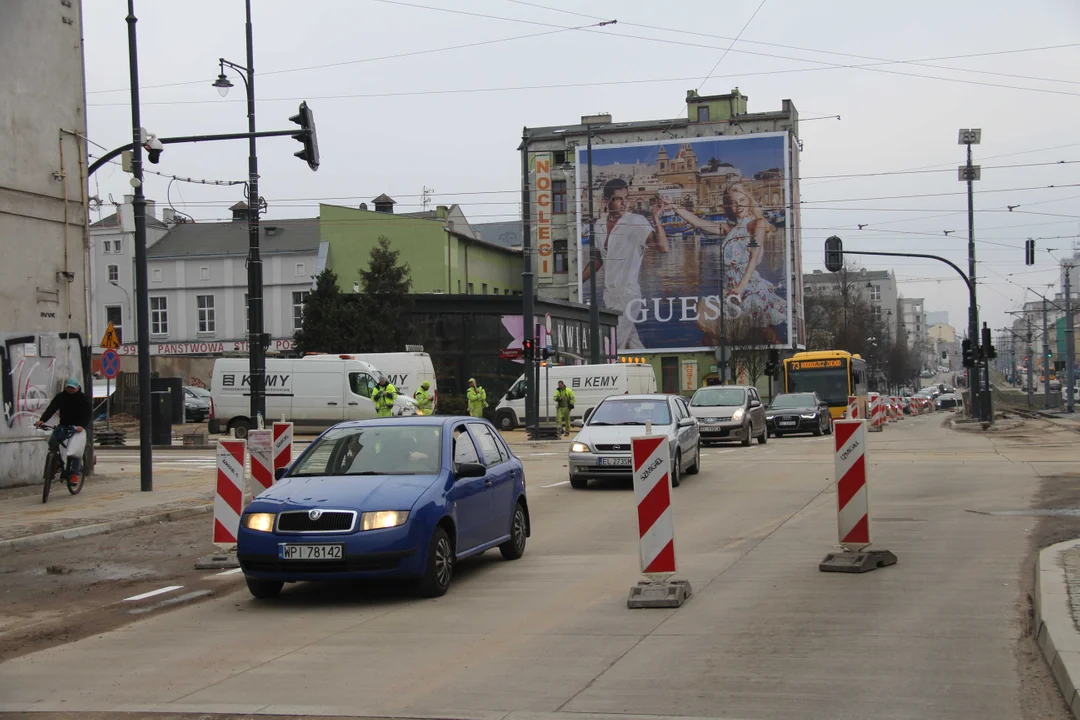 Tramwaje i autobusy MPK Łódź powróciły na Legionów