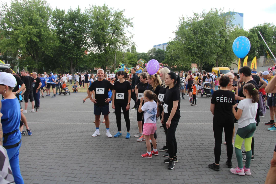 Piknik rodzinny fundacji „Daj piątaka na dzieciaka” na Bałutach