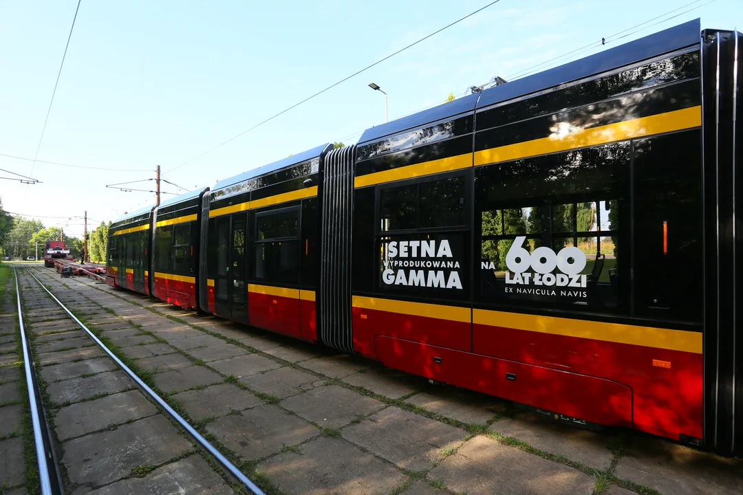 Nowe tramwaje Moderus Gamma docierają do Łodzi