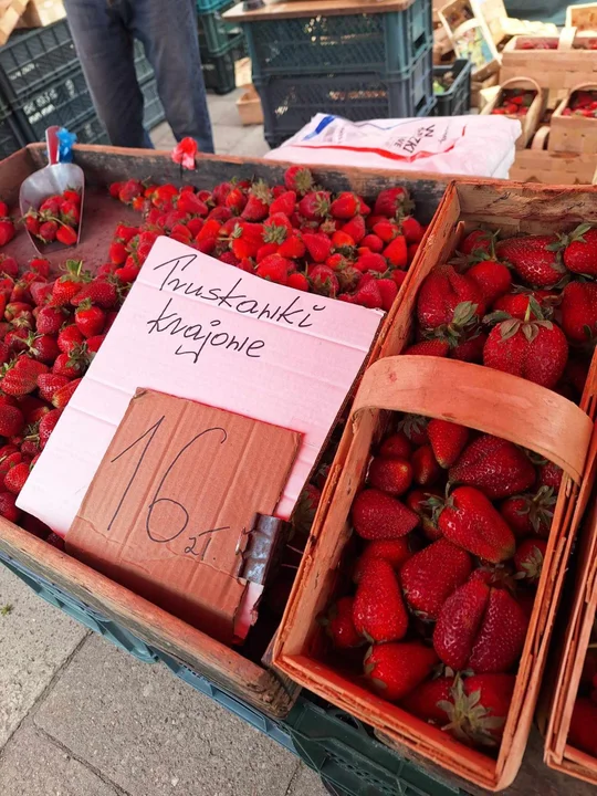 Ceny owoców i warzyw na Bałuckim Rynku (11.05)