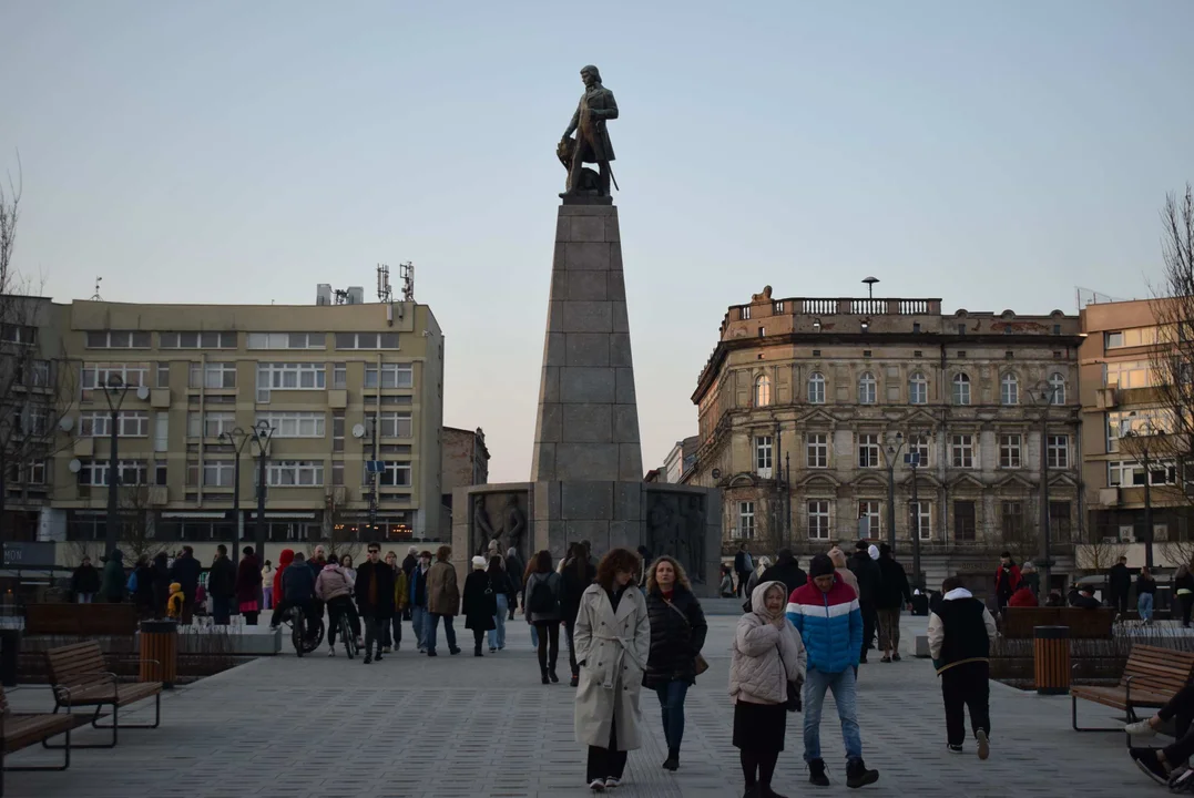 Plac Wolności w Łodzi po otwarciu