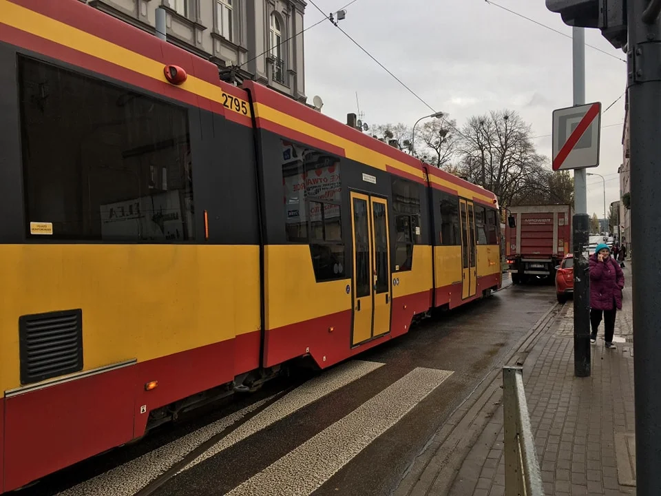 Utrudnienia na ulicy Pomorskiej - awaria ciężarówki zatrzymała tramwaje MPK Łódź