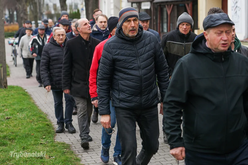 Męski Różaniec ulicami Piotrkowa