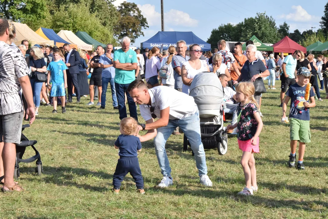 Dożynki gminy Stryków w Warszewicach