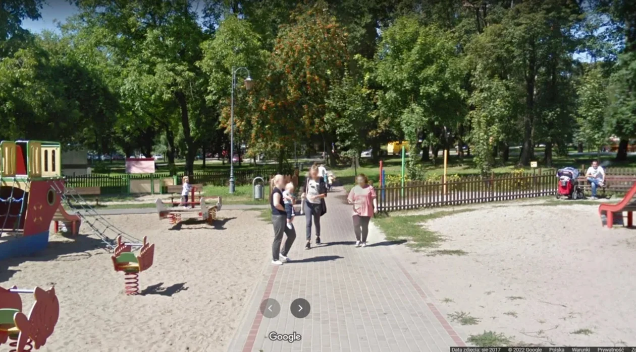 Zgierzanie obiektywie Google Street View