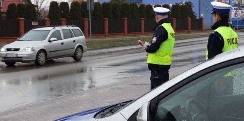 Podsumowanie działań gostynińskiej drogówki - Smog i Pasy - Zdjęcie główne