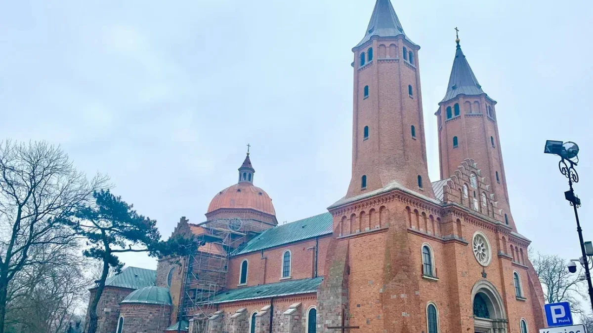 Księdza z diecezji płockiej będą się modlić za sprawę w Drobinie. Chcą odpokutować - Zdjęcie główne