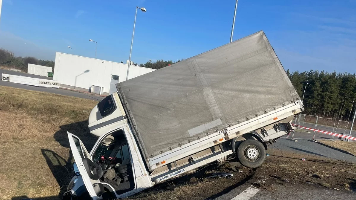 Niebezpieczne zdarzenie w regionie. 22-latek skończył w rowie!