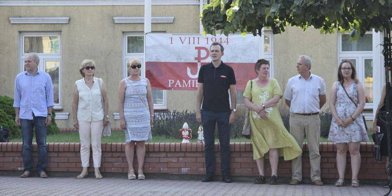 Oddali hołd poległym w Powstaniu Warszawskim  - Zdjęcie główne